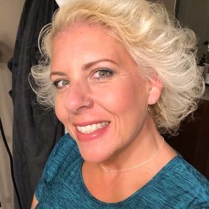 Meet your Posher, Cheryl